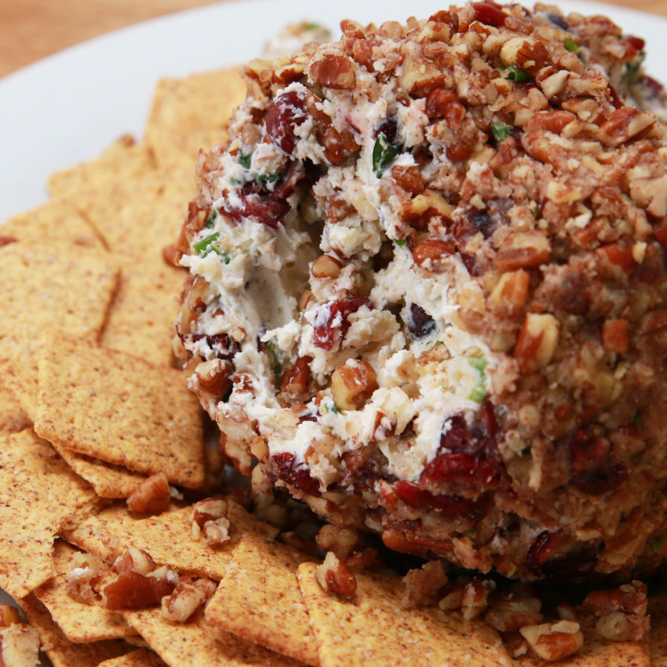 Cranberry Pecan Cheese Ball