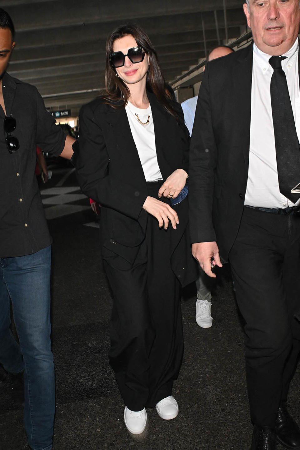 Anne Hathaway at Nice Airport ahead of the 75th Cannes Film Festival in Nice, France on May 18, 2022. - Credit: Julien Reynaud/APS-Medias/AbacaP