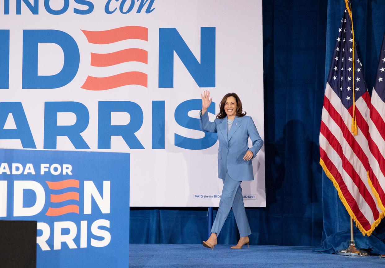 <span>Kamala Harris campaigns in Las Vegas on Friday.</span><span>Photograph: Ronda Churchill/AP</span>