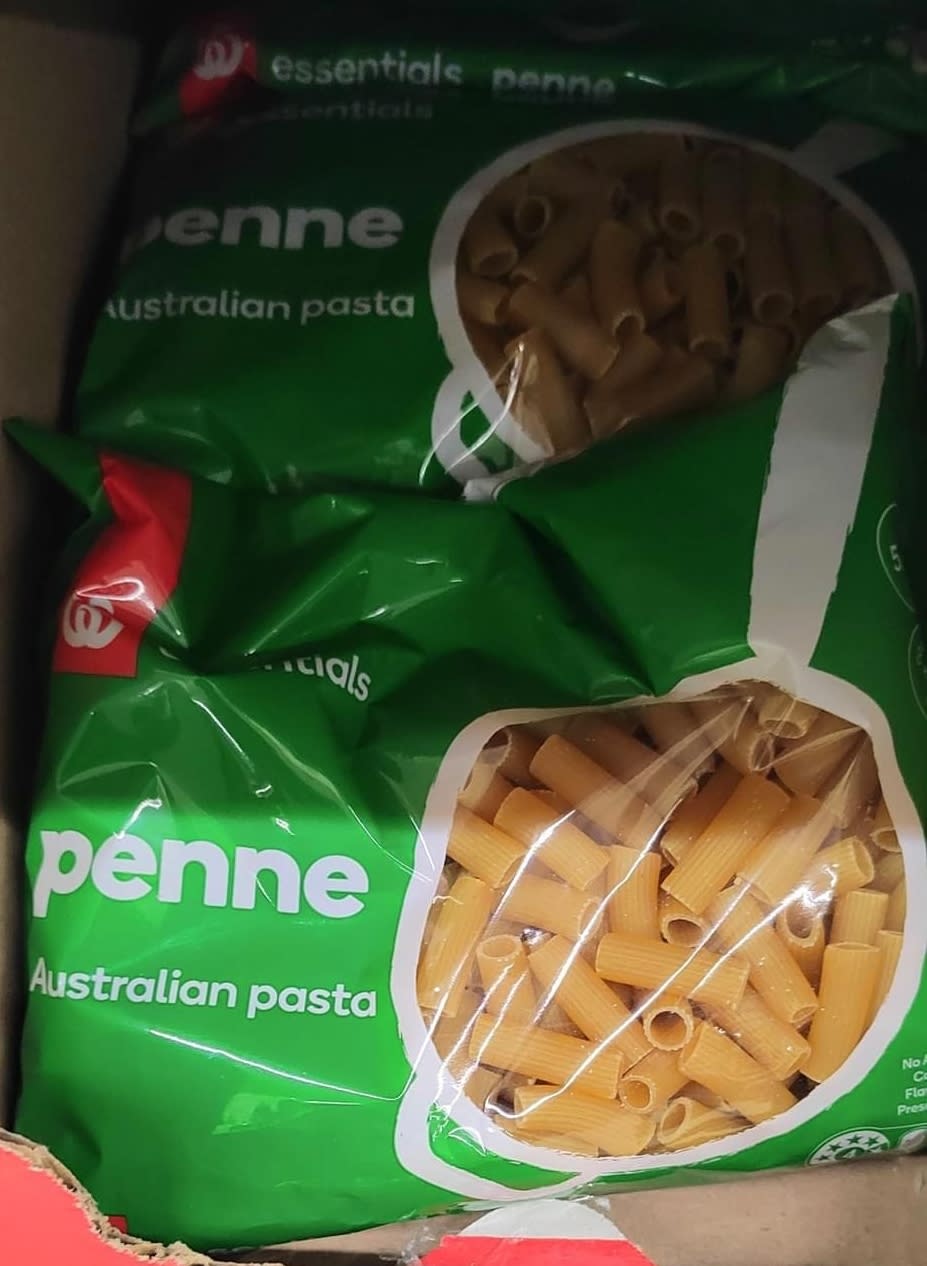 The Woolworths own brand penne pasta was spotted with rigatoni inside. Photo: Facebook