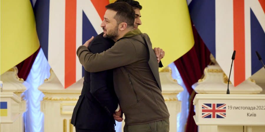 British Prime Minister Rishi Sunak and Ukraine's President Volodymyr Zelenskyy