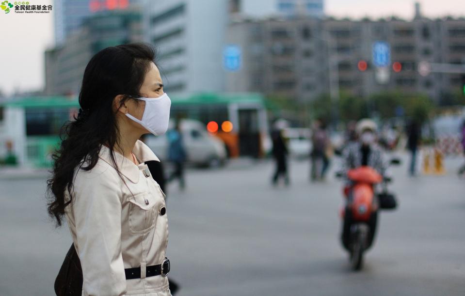 近來愈來愈嚴重的空氣污染問題，也可能是肺癌危險因子。