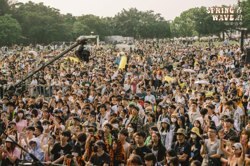 「春浪山線・台中」回師台中森渼原，豪華陣容打造豐富曲風的音樂饗宴，吸引大批樂迷朝聖。