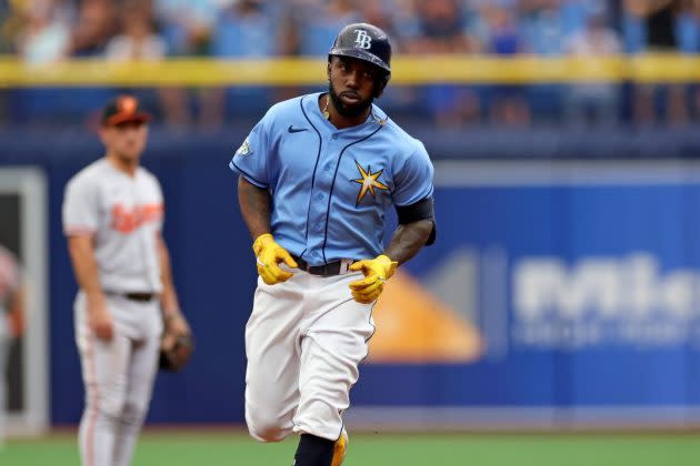 Rays Thriving On the Field Despite Continuing Ballpark Issues –