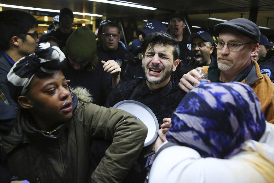 Protests at U.S. airports over travel ban