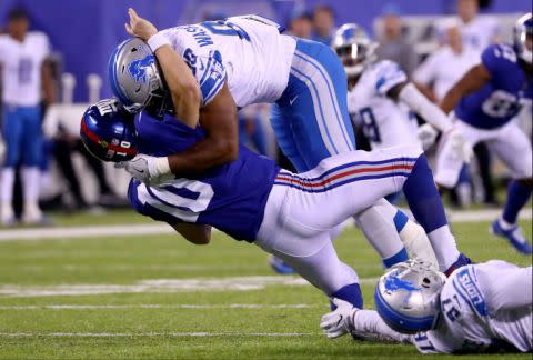 Eli-Manning-sack-091917-Getty