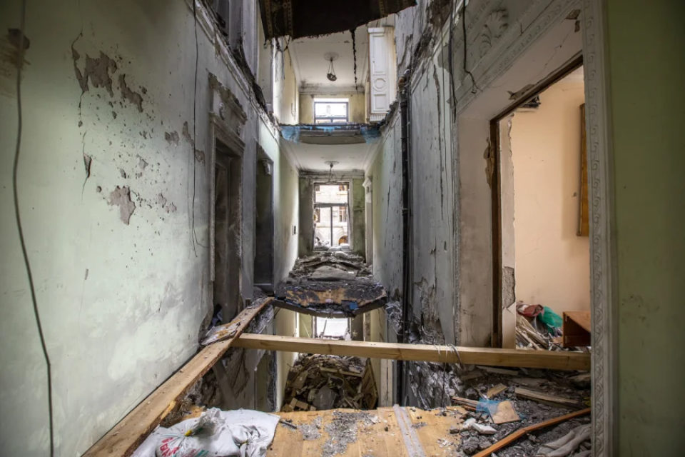 The floors of the Kharkiv Oblast State Administration destroyed by Russian shelling <span class="copyright">Oleksandr Medvedev</span>