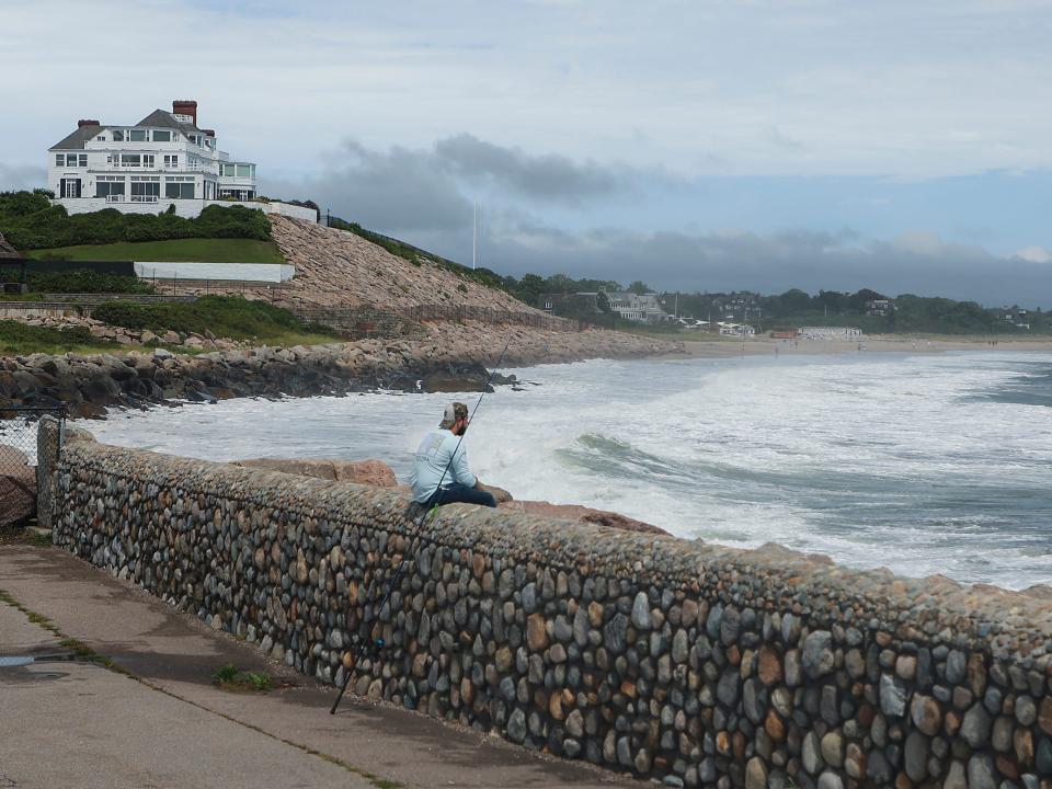 taylor swift watch hill mansion