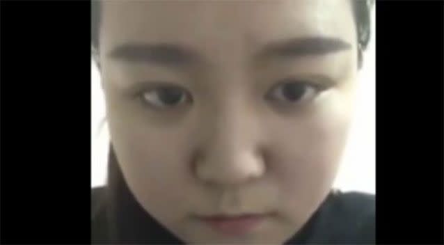 The reporter lated uploaded an online video apologising for her actions. Source: What's On Weibo.