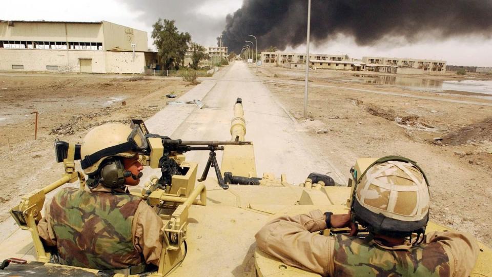 desert rats battle on the streets outside of basra