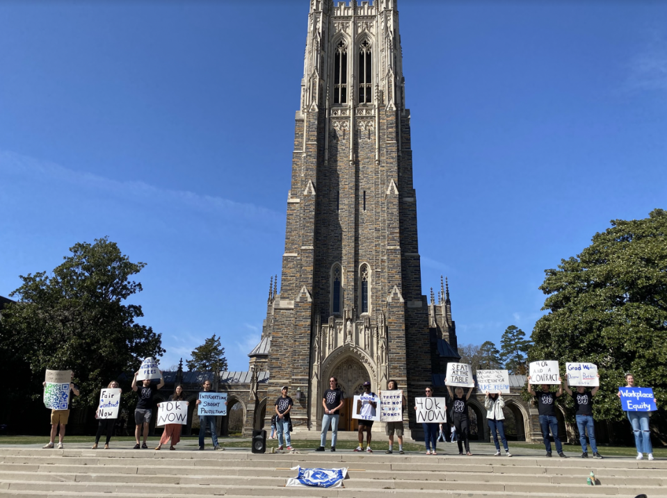 Pro-union advocates rally on Duke’s campus.