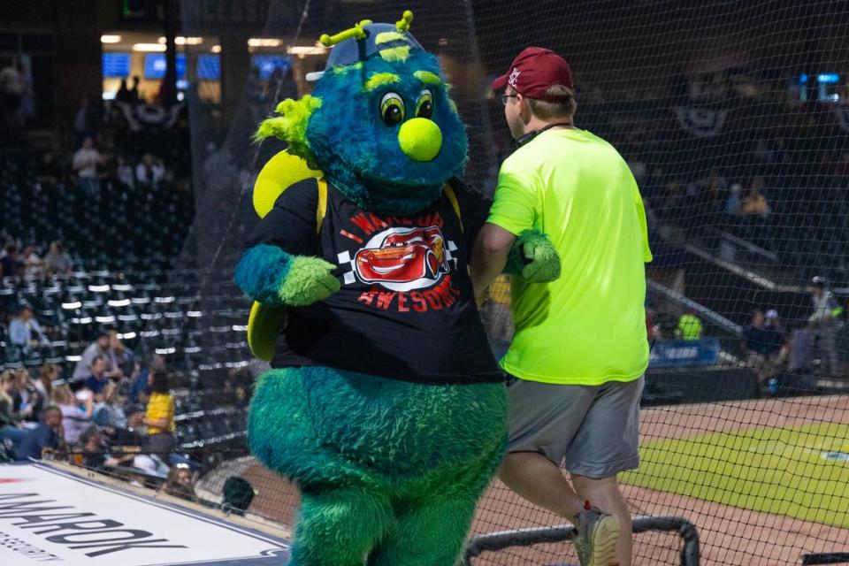 Mason, as performed by The State reporter Chris Trainor, entertains fans at Segra Park as the Fireflies play the Pelicans on Thursday, April 11, 2024. Joshua Boucher/jboucher@thestate.com