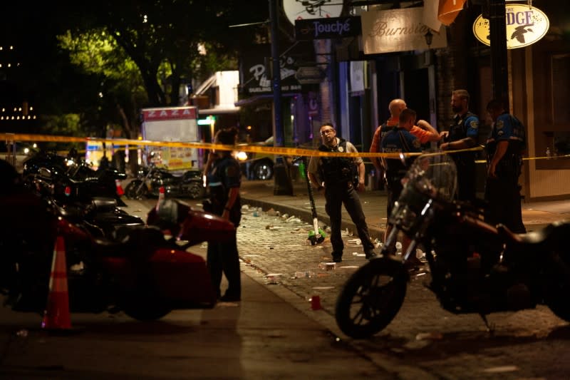 Shooting in the Sixth Street Entertainment District area of Austin