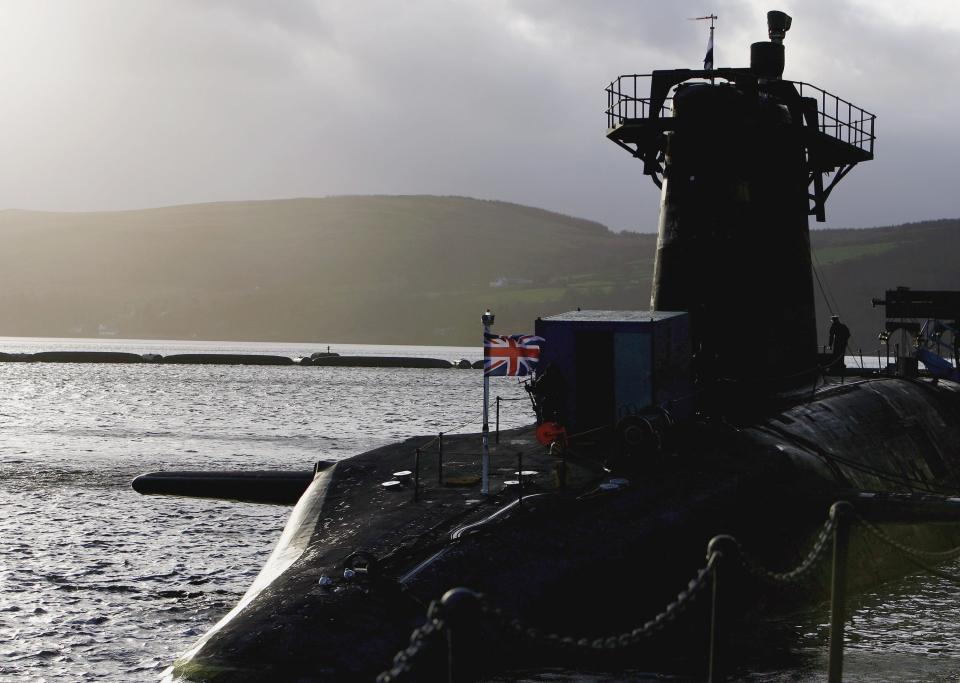 GLASGOW, UNITED KINGDOM - DECEMBER 04:  HMS Vanguard sits in dock at Faslane Submarine base on the river Clyde December 4, 2006 in Helensburgh, Scotland. Tony Blair is to address MPs about his plans for the future of the UK's independent nuclear weapons system.  (Photo by Jeff J Mitchell/Getty Images)