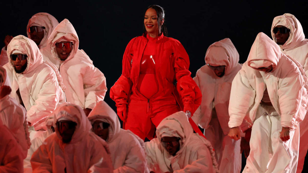 GLENDALE, ARIZONA - FEBRUARY 12: Rihanna performs onstage during the Apple Music Super Bowl LVII Halftime Show at State Farm Stadium on February 12, 2023 in Glendale, Arizona.   Ezra Shaw/Getty Images/AFP (Photo by EZRA SHAW / GETTY IMAGES NORTH AMERICA / Getty Images via AFP)