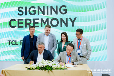 Signing Ceremony with ANANDA at TCL’s booth at Intersolar 2024 / TCL PV Tech