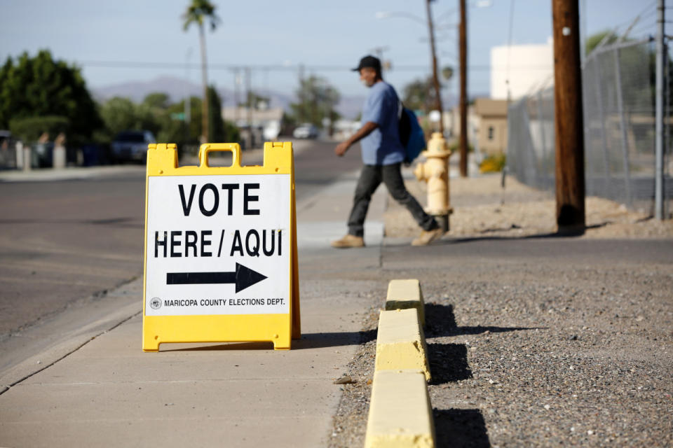 Aún queda camino por andar para llevar la participación electoral latina a desarrollar su potencial. El despertar de ese 'gigante dormido' podría crear importantes transformaciones políticas. (Reuters)