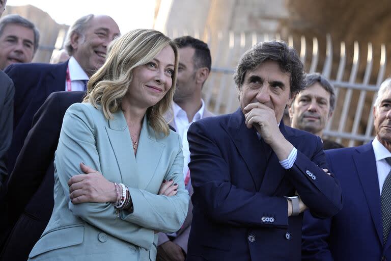 Giorgia Meloni y el presidente de Torino, Urbano Cairo, en Roma. Marco Alpozzi/LaPresse via ZUMA Press/dpa