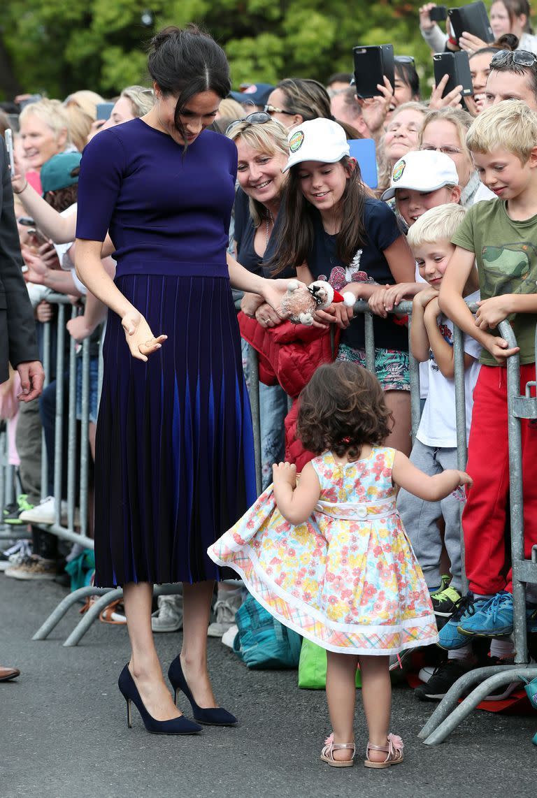 Meghan Markle attends National Kiwi Hatchery in Rainbow Springs