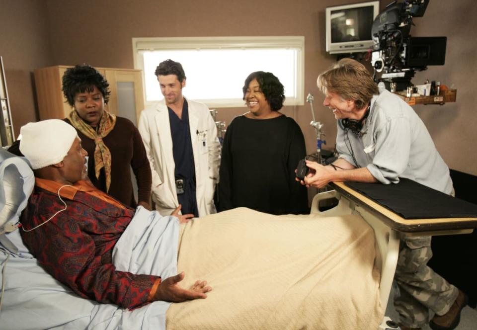 <div class="inline-image__caption"><p><em>Grey's Anatomy </em>executive producers Shonda Rhimes and Peter Horton with James Pickens, Jr., Loretta Devine, and Patrick Dempsey.</p></div> <div class="inline-image__credit">Craig Sjodin/Walt Disney Television</div>