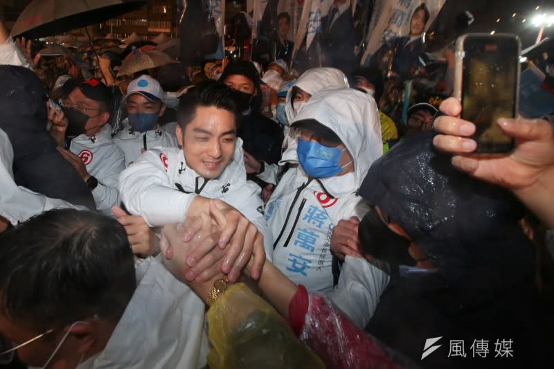 20221125-國民黨台北市長候選人蔣萬安25日舉行「2022奮戰勝選之夜」。（顏麟宇攝）