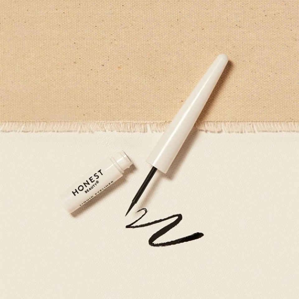 best-hypoallergenic-eyeliners-honest-beauty-liquid