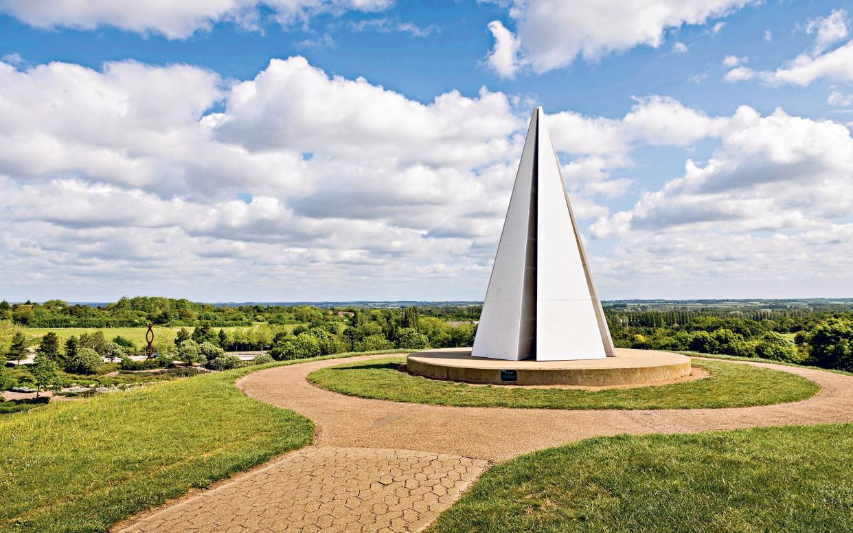 Campbell Park in Milton Keynes - Historic England 