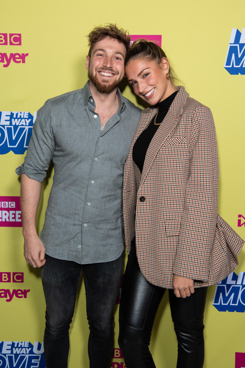 LONDON, ENGLAND - OCTOBER 12: (L-R) Sam Thompson and Zara McDermott attend the 