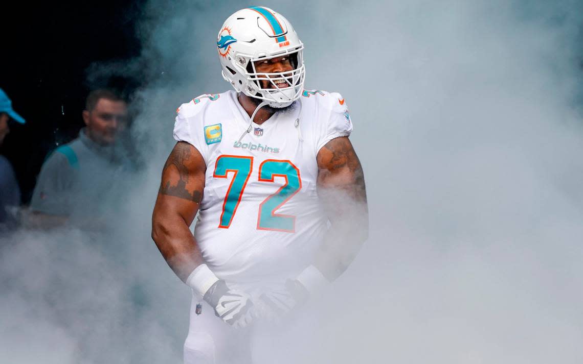 Miami Dolphins offensive tackle Terron Armstead (72) walks out onto the field during introductions before the start of the game against the Houston Texans at Hard Rock Stadium in Miami Gardens on Sunday, November 27, 2022.