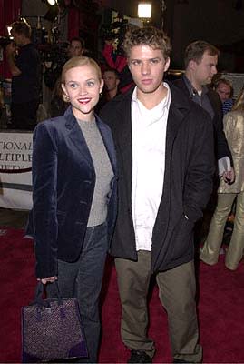 Reese Witherspoon and Ryan Phillippe at the Mann's Chinese Theatre premiere of New Line's Little Nicky