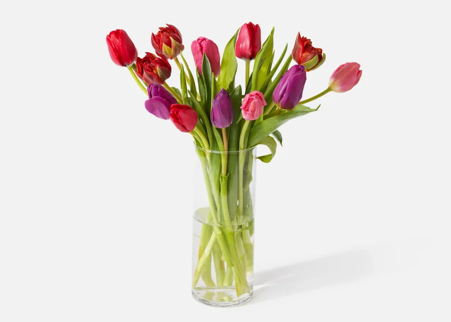 UrbanStems Valentine's Day bouquets: The Rosaline