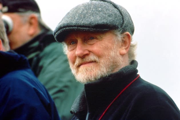 Mike Hodges, British director of ‘Get Carter’, ‘Croupier’, dies aged 90
