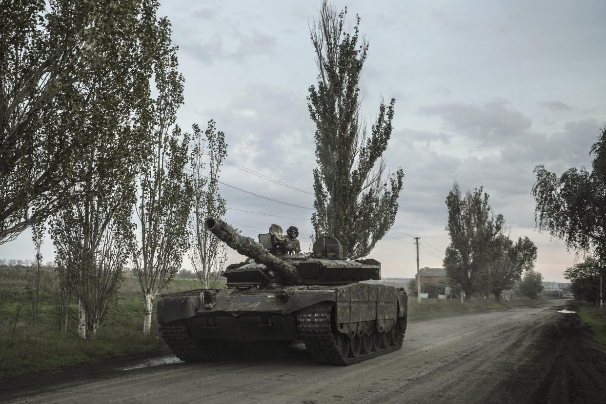 A Ukrainian tank on the way to Siversk in the Donetsk region on Oct. 1, 2022. (Inna Varenytsia / AP)