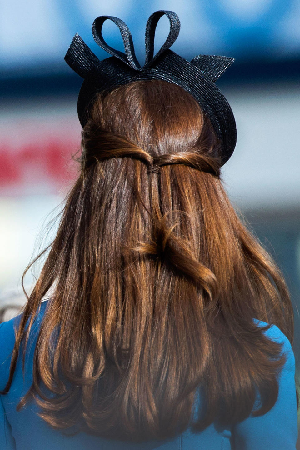 <p>Similar style, different fascinator. </p>