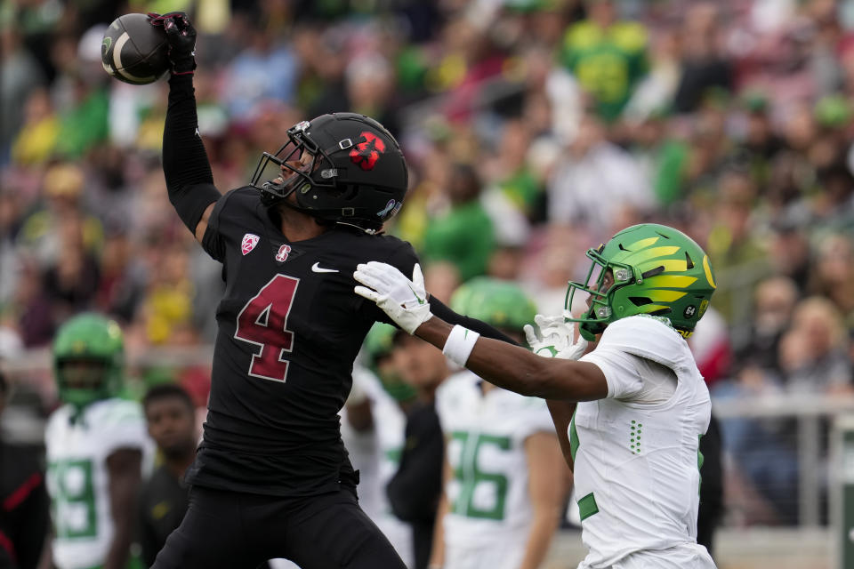 Stanford cornerback Zahran Manley, left, breaks up a pass intended for Oregon wide receiver Gary Bryant Jr. during the first half of an NCAA college football game, Saturday, Sept. 30, 2023, in Stanford, Calif. (AP Photo/Godofredo A. Vásquez)