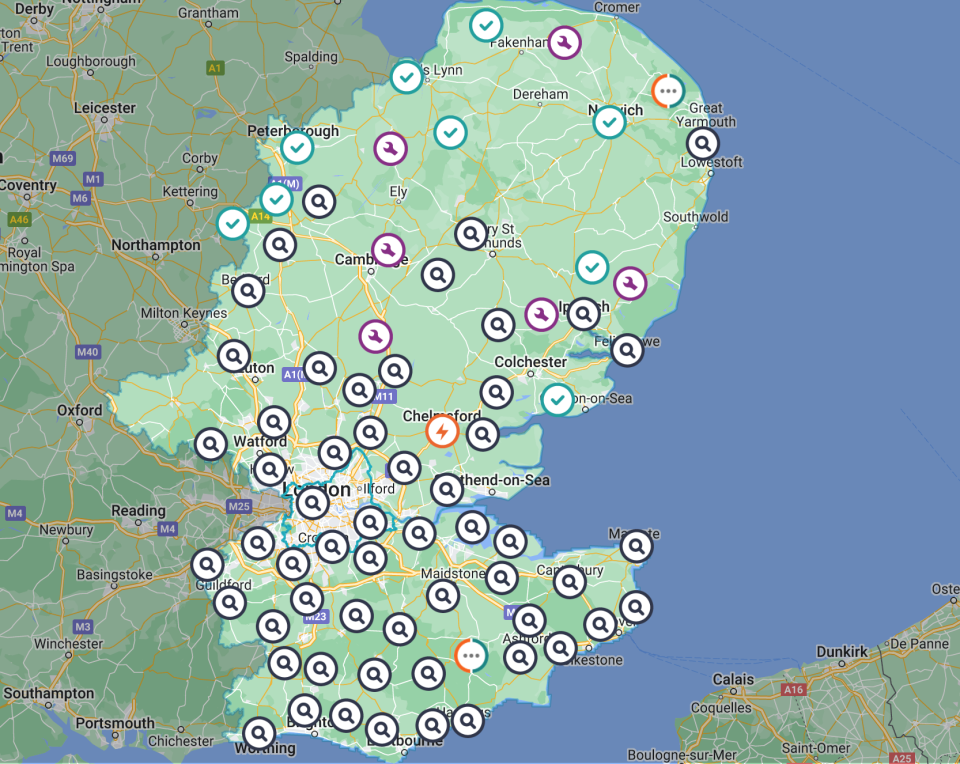 Map showing live power outages across UK (UK Power Cuts)