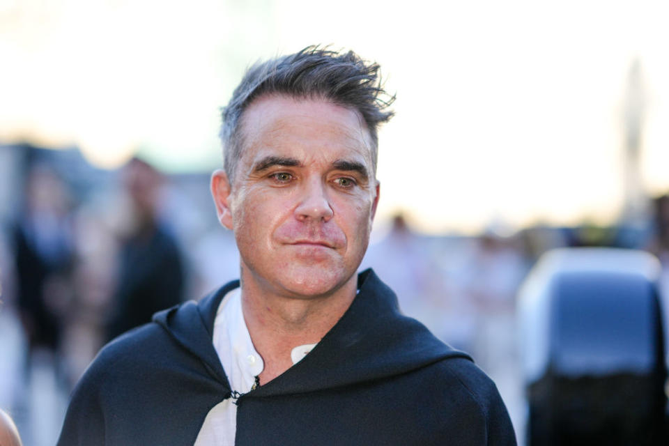 Robbie Williams says he is going to 'embrace' his hair loss, pictured in July 2022. (Getty Images)