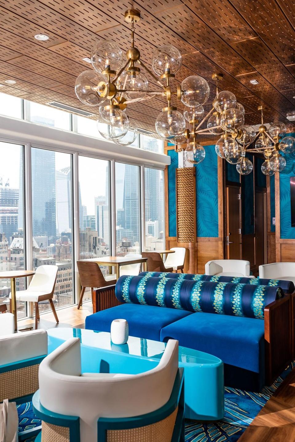 Sky High Pride: Unveiling New York City\u2019s Top LGBTQ-Friendly Rooftop Bars