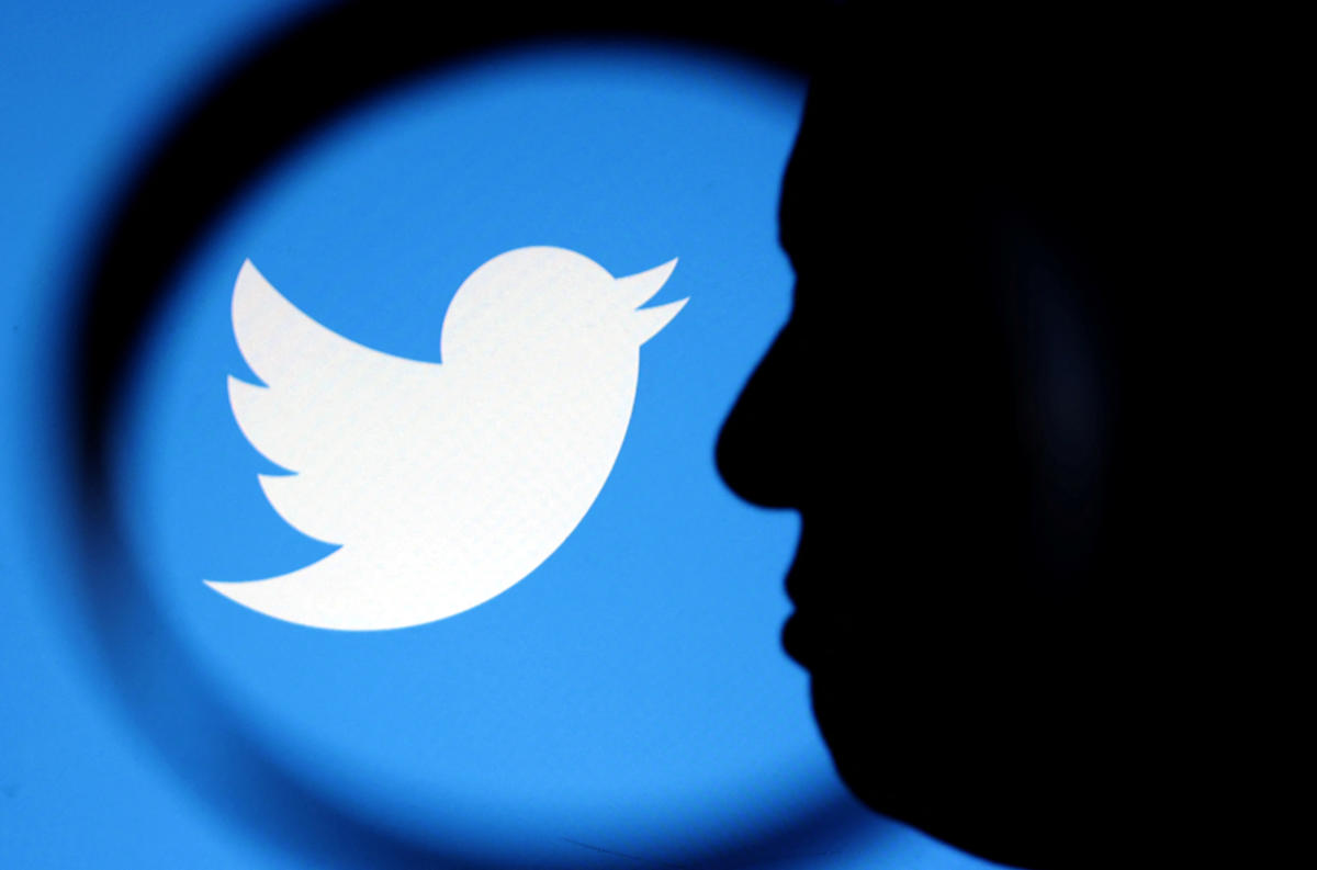 Twitter reportedly asks some laid-off staff to return