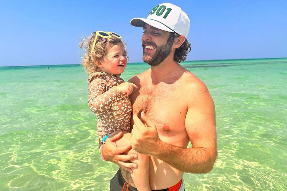 <p>Instagram/thomasrhettakins</p>