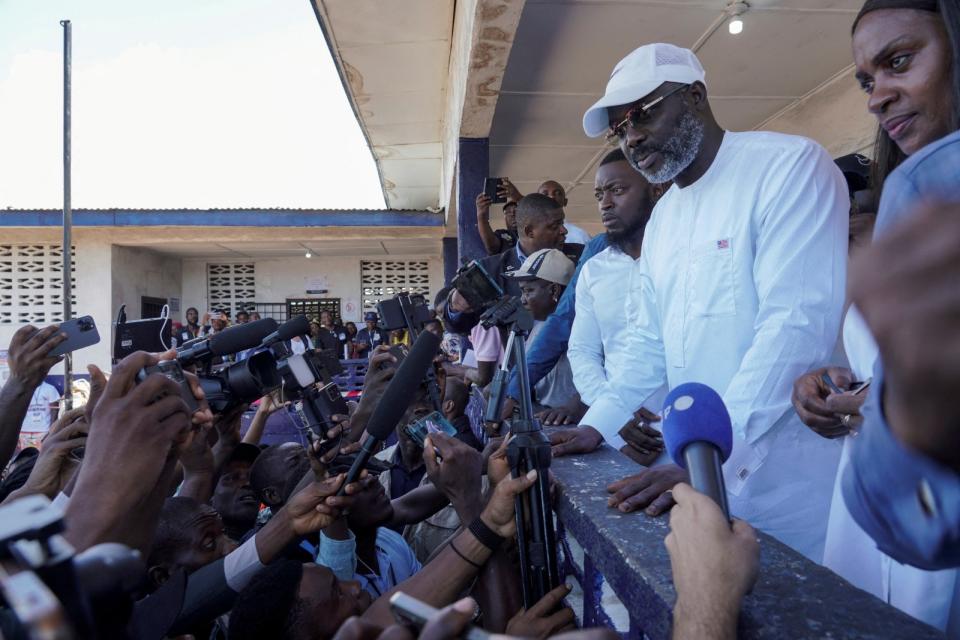 賴比瑞亞11月14日舉行總統大選第二輪投票，尋求連任的總統維阿在10月10日首輪投票後公開發表談話。路透社