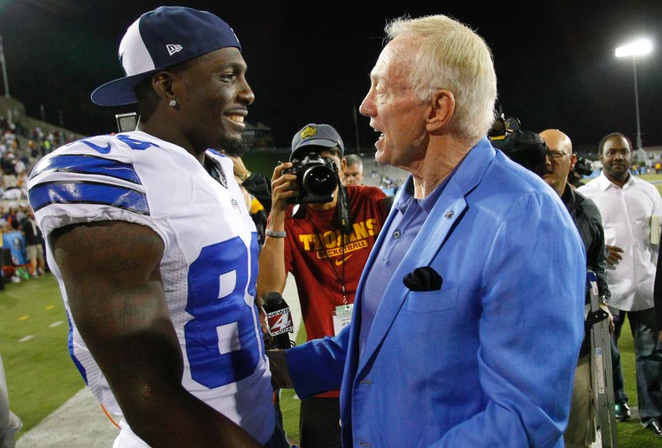 The door is open for a Dez Bryant return to the Cowboys. (Rodger Mallison/Fort Worth Star-Telegram via Getty Images)