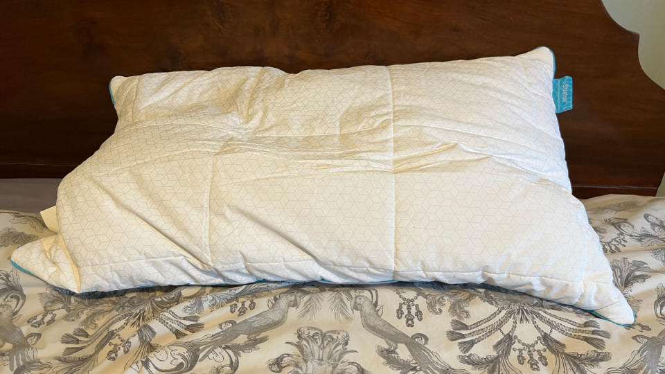 The cooling side of the Simba Stratos Pillow