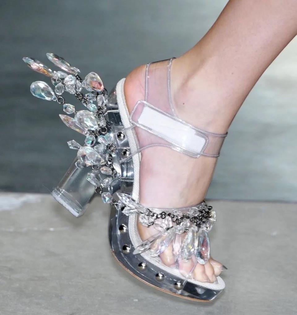 90s shoe and fashion trends, Prada spring 2010 show clear heels.