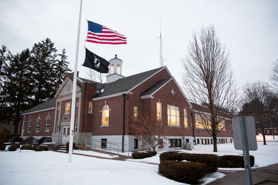 The public library in Hampden, Massachusetts, where Debney and Killoy live in relative anonymity. Unlike in neighboring Springfield, gun violence isn't an issue in the town of 5,000. (Photo: Kayana SZYMCZAK for HuffPost)