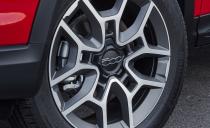 <p>New 17- and 18-inch wheels have supplanted last year's array of 16-to-19-inch wheels, but beyond that, it's the same old 500X.</p>