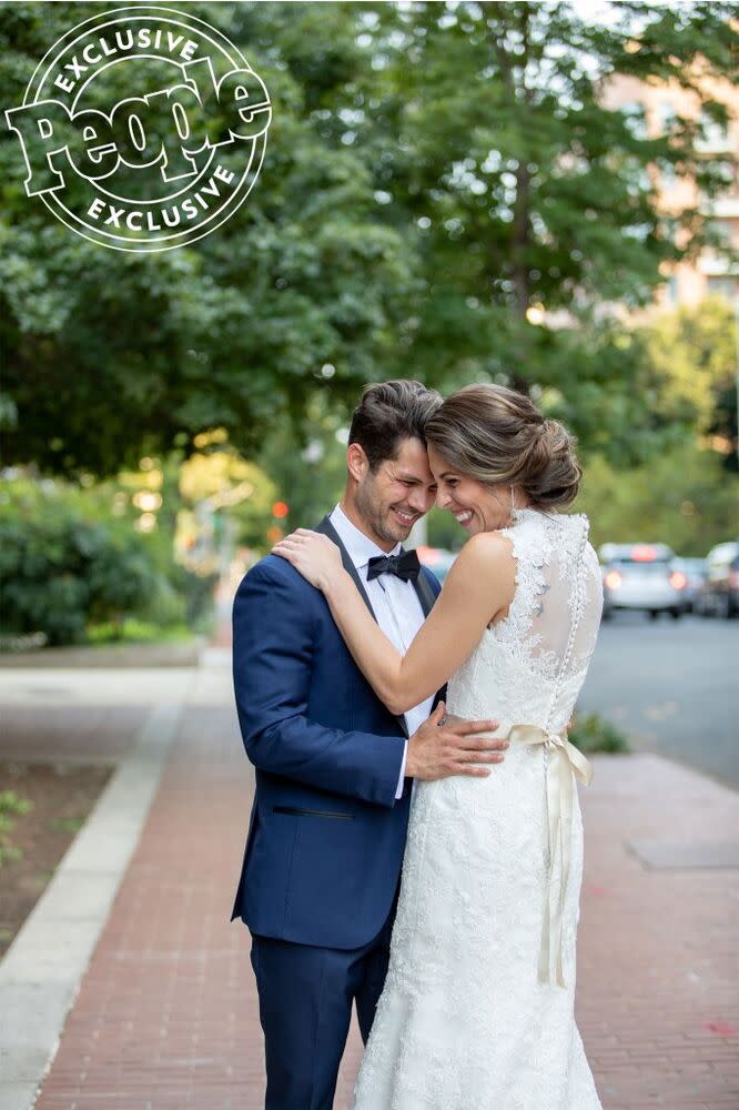 Zach and Mindy on their wedding day | Victoria V Photography