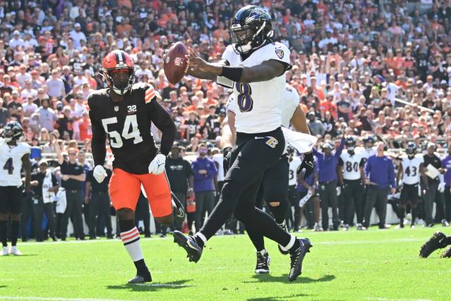 Against Browns' top-ranked defense, Lamar Jackson 'was the general' in  Ravens' dominant 28-3 win