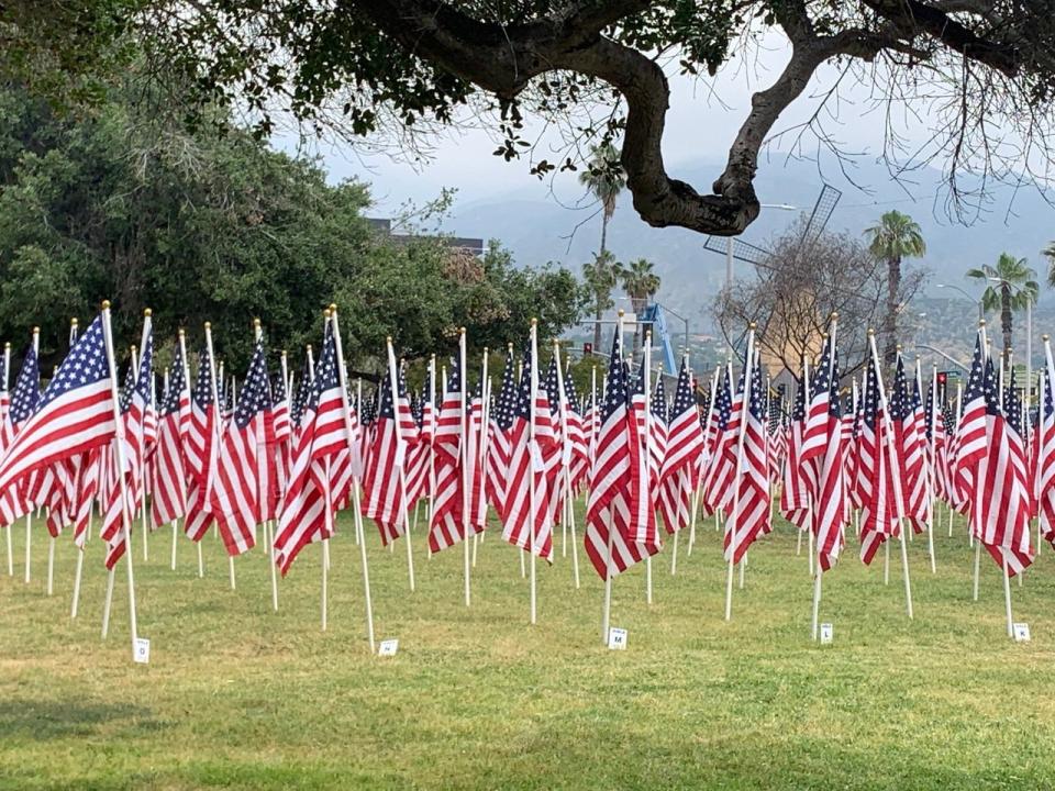 數千名民眾27日參加在亞凱迪亞公園國殤日（Memorial Day）紀念活動。（記者張宏／攝影）