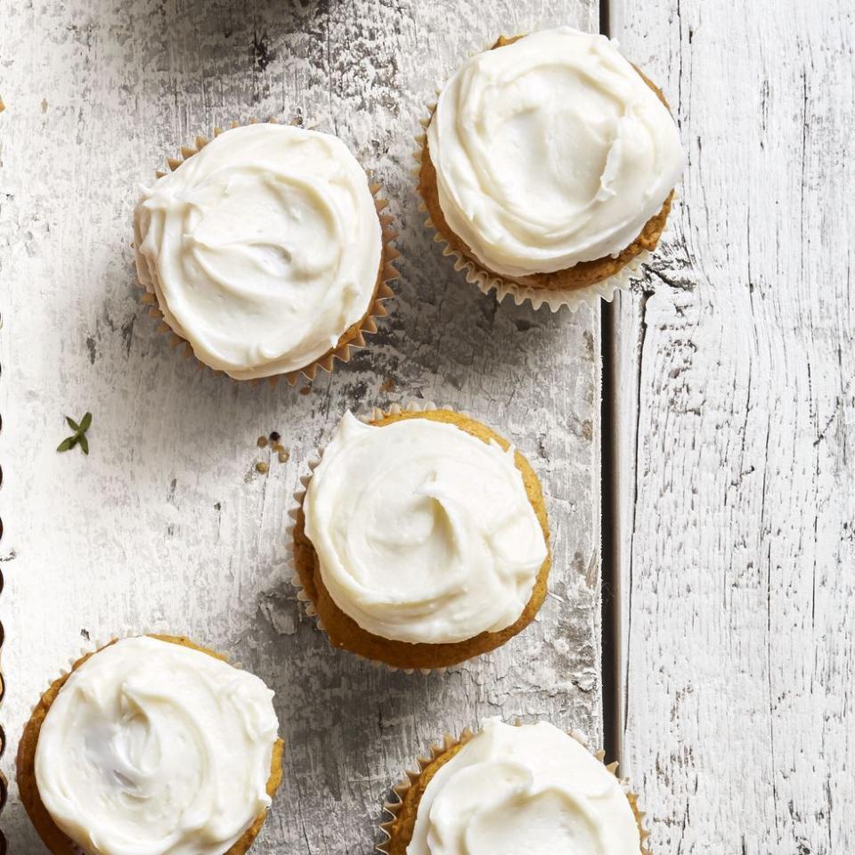 Pumpkin Spice Cupcakes With Cream Cheese Frosting